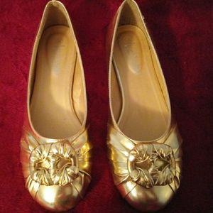 Ladies size 8 Gold Slip-ons
